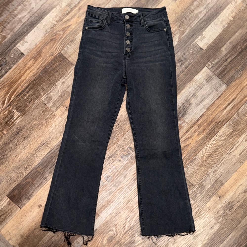 Hidden crop 27 Jean